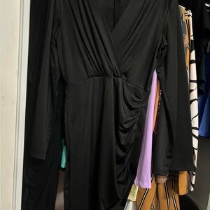 Size M Elegant Black Draped Dress